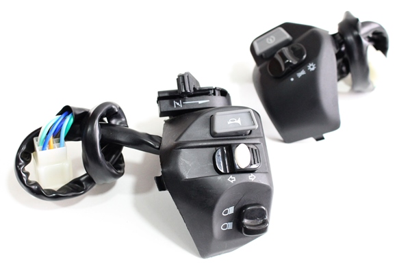 CONTROL DE LUCES 8PIN CON AHOGADOR y RUN 6PIN CABALLITO SHINERAY XY125-8X