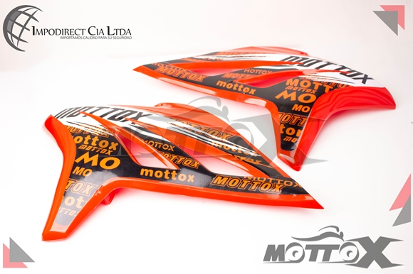 COBERTOR Tanque Gasolina M1R200 Rojo
